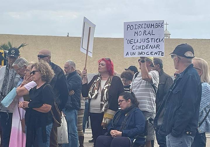 Colectivos de Canarias denuncian un «golpe judicial» en la condena sin sentencia al fiscal general