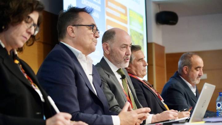 Acor refuerza su apuesta por la remolacha y garantiza 55 euros por tonelada