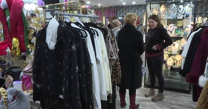 Baltimore County boutique partners with crisis center for winter coat drive to help families