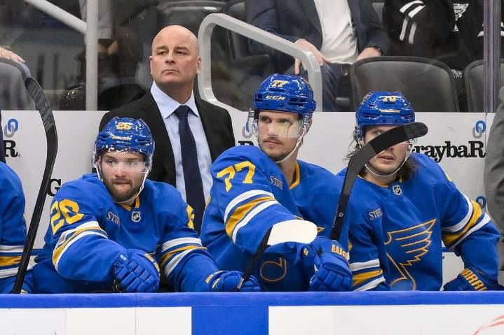 Deadspin | Bruised Blues, Bruins battle as Jim Montgomery returns to Boston