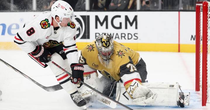 Carter Hart returns to NHL after nearly 2 years, receives warm welcome from fans