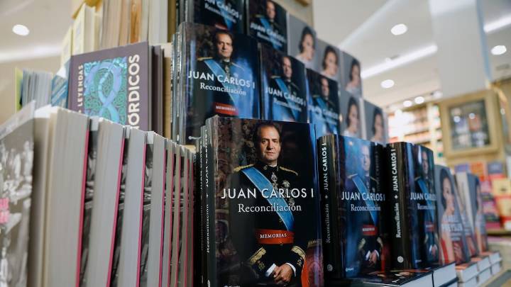 Isaías Lafuente no deja lugar a dudas con su reacción al libro de Juan Carlos I: "Las carga el diablo..."
