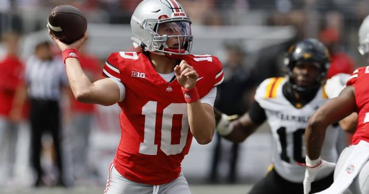 Ohio State QB Sayin named Heisman Finalist