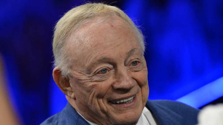 Cowboys’ Jerry Jones gets real on loss of Jadeveon Clowney amid Lions game
