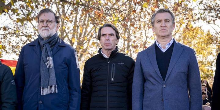 “Venceremos, ganaremos y les derrotaremos”: el PP se agarra a los discursos con tono belicista para abrir el ciclo electoral