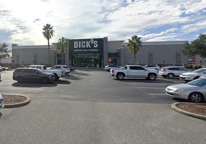Teen football players arrested after alleged $2K Dick's Sporting Goods theft