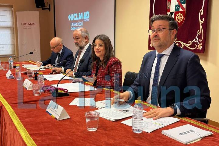 Pastor resalta la mayor inversión de la región por cada alumno