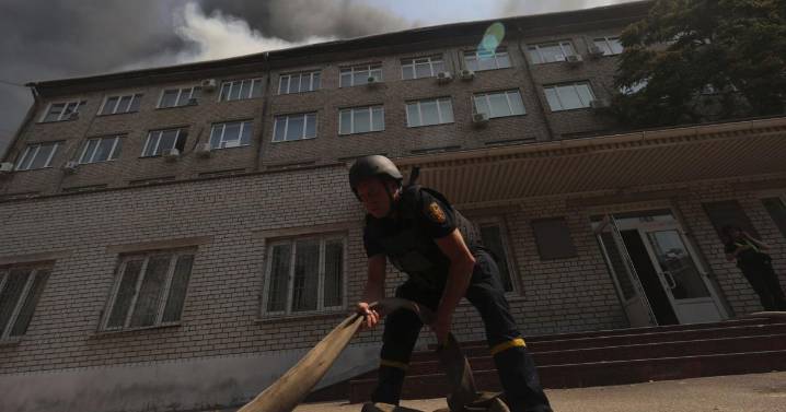 Russia and Ukraine trade attacks as US and European officials prepare for peace talks