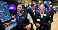 S&P 500 rompe récord tras la decisión de la Fed, pero el mercado sale de tecnológicas