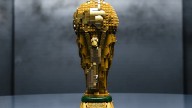 LEGO lanza replica tamaño real de la Copa del Mundo