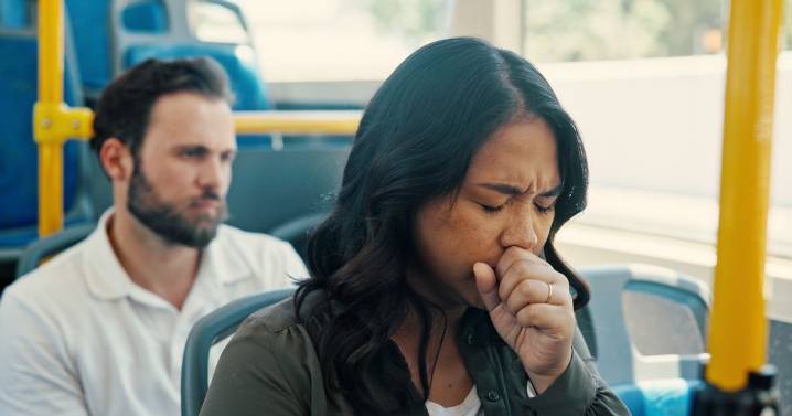 NHS facing flu 'tsunami' in most precarious situation since pandemic