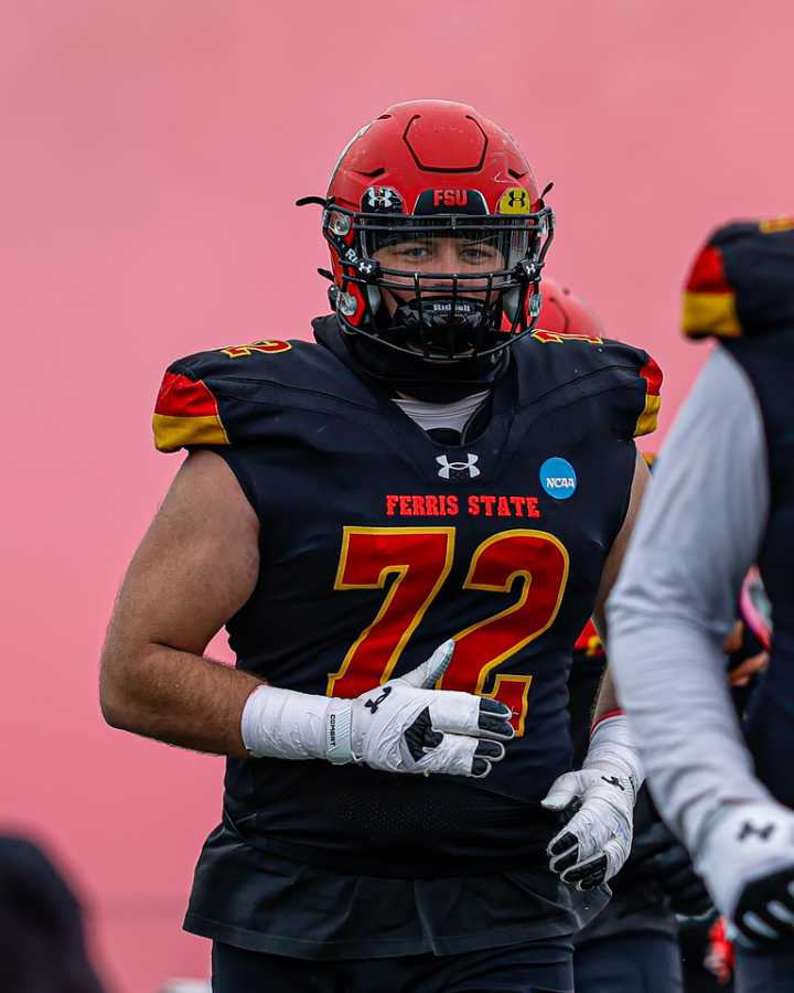 Bulldogs’ Tim Anderson named top Division II lineman for 2025