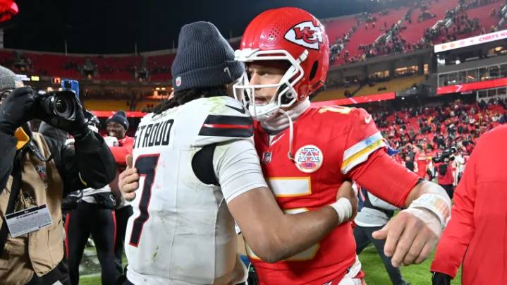 Chiefs' updated playoff chances after crushing Week 14 loss to Texans