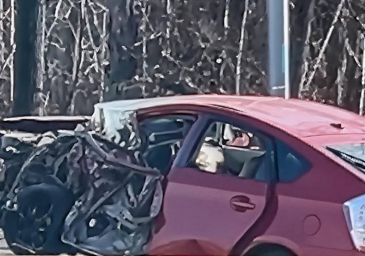 Falleció tras chocar en sentido contrario