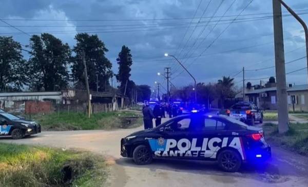 Femicidio: es el principal sospechoso de matar a su pareja y murió tras chocar con su moto