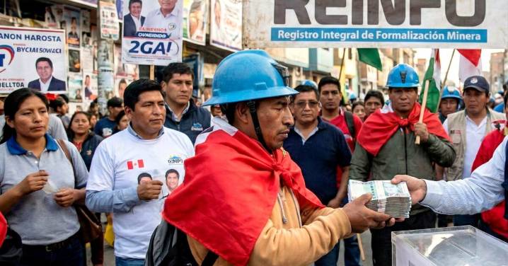 Candidatos serían financiados por mineros inscritos en el REINFO como en 2021