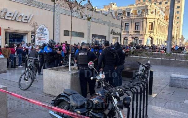 Muere adulto mayor tras aparente infarto en pleno Centro