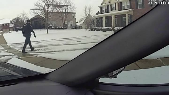 After arresting a delivery driver, Fishers Police finish delivering dozens of packages