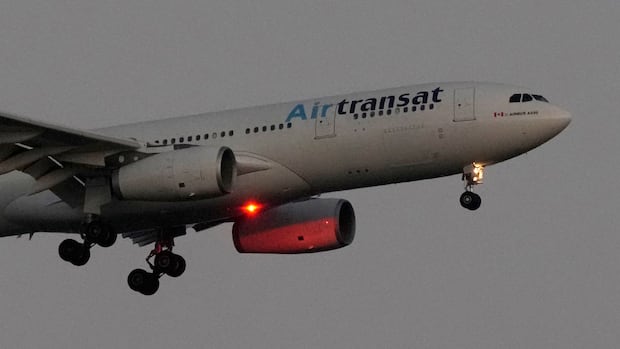 Air Transat pilots' union issues 72-hour strike notice to Montreal