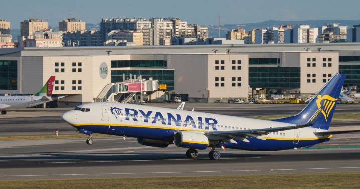 Brits travelling to Portugal warned of flight chaos as major strike planned