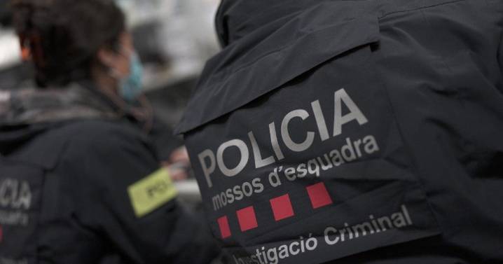 Nuevo tiroteo en plena calle en Barcelona: un pistolero herido grave y dos fugitivos