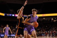 Washington rallies from 18-point deficit to beat No. 24 USC 84