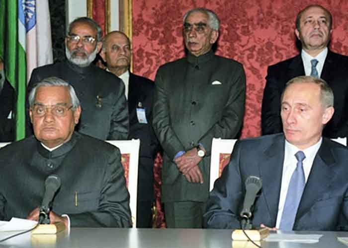 Moscow 2001: Putin was first international leader Narendra Modi met as Gujarat CM