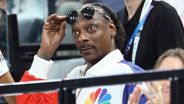 Snoop Dogg Made First-Ever Honorary Coach for the 2026 Winter Olympics