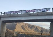 Pancartas en Guatiza contra los buggies