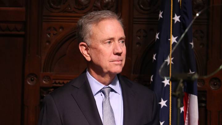 Lamont signs controversial new housing law