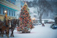 Mackinac Island’s Tree Lighting to fill the streets with small