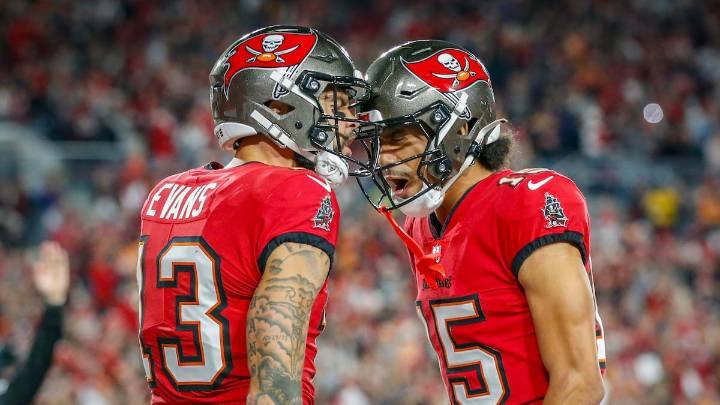 Bucs receivers Mike Evans, Jalen McMillan active tonight vs. Falcons