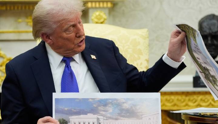 Trump hires new architect for White House ballroom