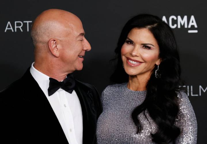 La obscena cifra que Jeff Bezos y Lauren Sánchez destinan para obras benéficas: quieren luchar contra la falta de vivienda en Estados Unidos
