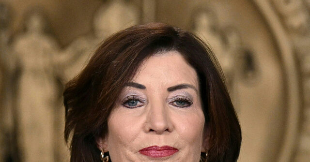 Hochul: Letting ACA Subsidies End 'Crippling the Healthcare Industry'