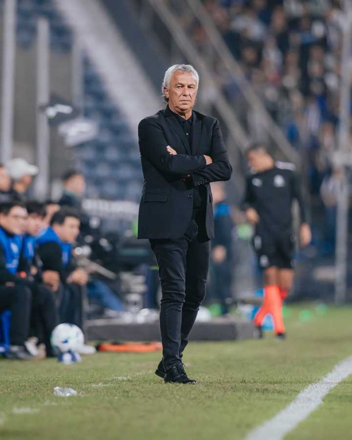 Alianza Lima hizo oficial la salida del técnico Néstor Gorosito, tras quedar eliminado con Cristal