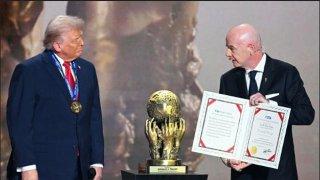 FIFA otorga a Donald Trump un premio de la paz, alejándose de su enfoque tradicional en el deporte