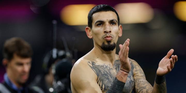 Daniel Muñoz recibe el apoyo de fanáticos del fútbol tras rumores que vinculaban al defensor en una riña en Londres: “Se merece una disculpa”