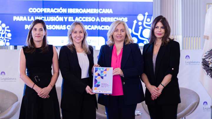 La Ciudad de Buenos Aires y la UCCI lideran la agenda regional para impulsar la inclusión digital de personas con discapacidad en Iberoamérica