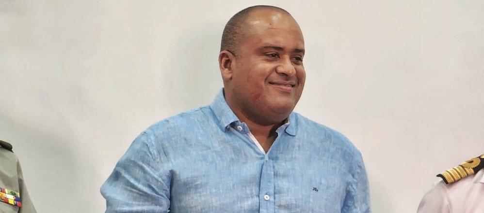 Abren investigación a exgobernador de San Andrés por presuntas irregularidades en contrato