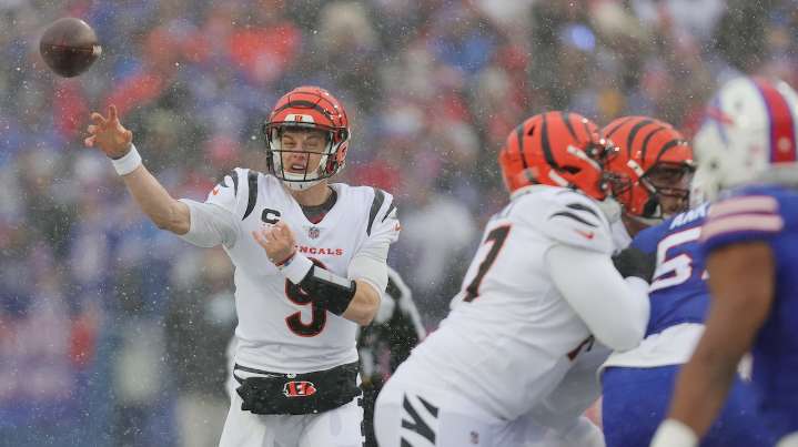 What happened the last time the Bengals played the Bills in Buffalo? Roundup