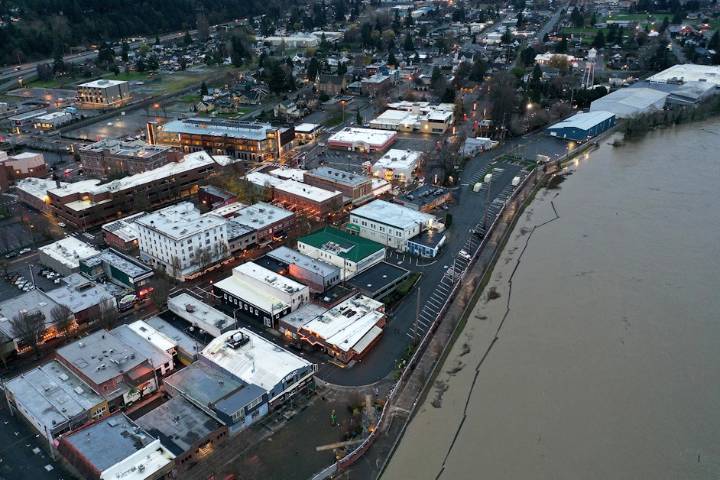Catastrophic flooding threatens thousands in Skagit County