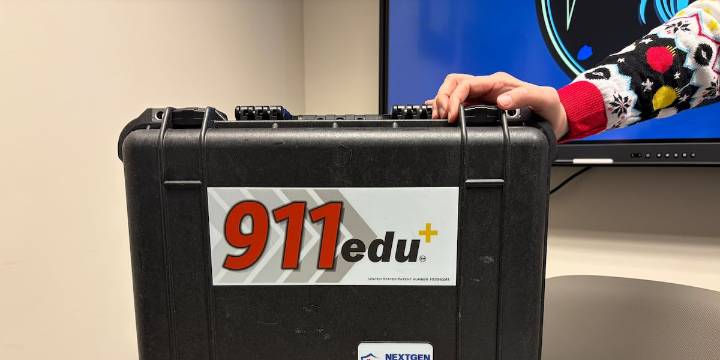 Henrico 911 center teaches 8,000 children annually how to call in an emergency