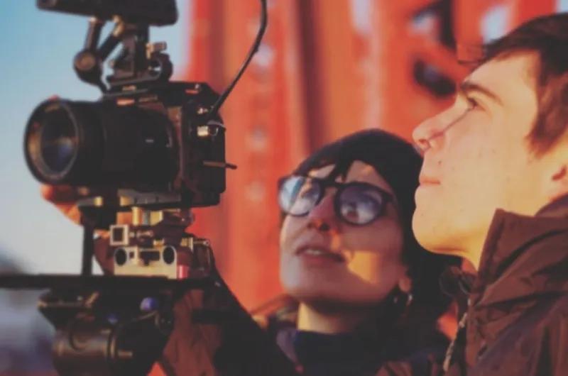 Orgullo santiagueño: Lorena Jozami participa en Ventana Sur 2025, representando a la Red Argentina de Documentalistas