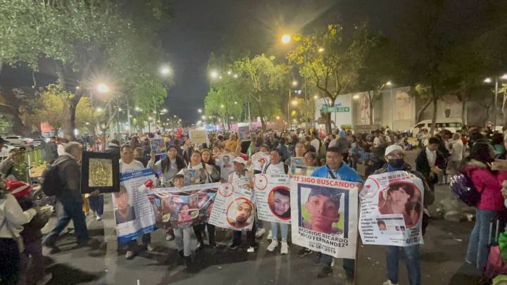 Madres y padres buscadores realizan peregrinación a la Basílica de Guadalupe