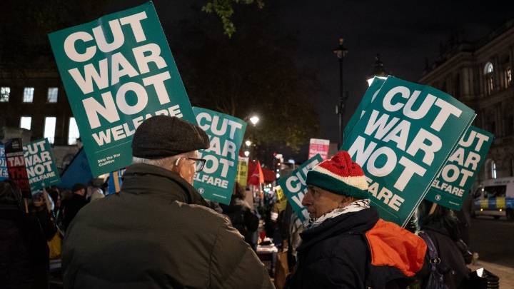 Benefits claimants with anxiety face cuts - as new welfare reforms loom