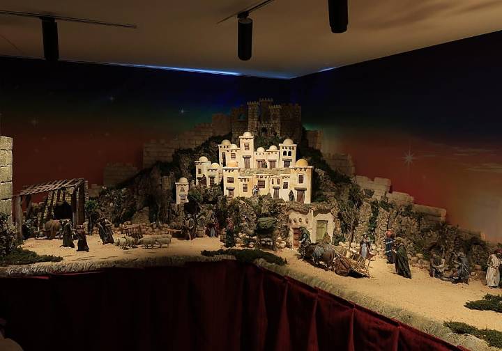 Los belenes de Salamanca cobran vida por Navidad: «Es un arte que no debe perderse»