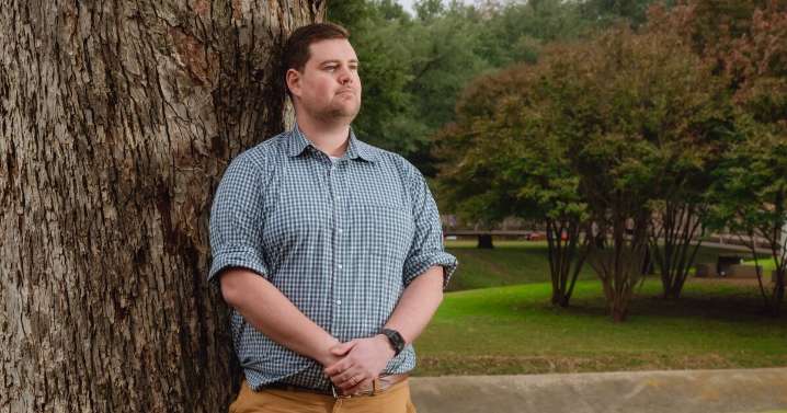 Trump's SAVE tool is looking for noncitizen voters. But it's flagging U.S. citizens too