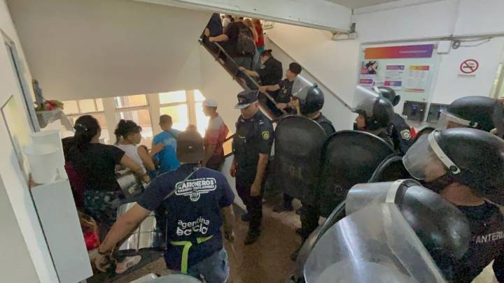 Suspenden los programas para el MTE tras la irrupción en el Ministerio de Desarrollo