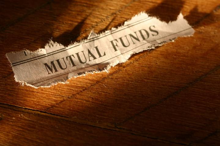 Mutual funds on track for a comeback year as investors seek fixed income, alternative products